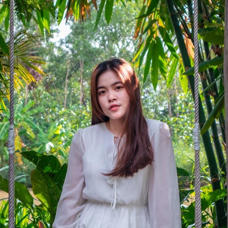 Portrait of Maya Kapoor meditation instructor